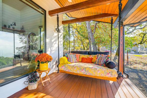 A la foto es mostra l'objecte Dreamy Hilltop View Roseburg Wine Country Retreat situat a la ciutat de Sutherlin.