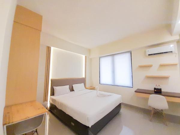 På billedet ses objektet Best Homey and Restful Studio at Altuz Seturan Yogyakarta Apartment By Travelio beliggende i byen Seturan.