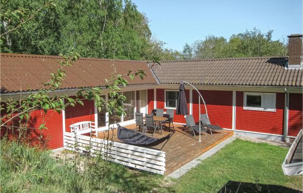 3 Bedroom Beautiful Home In Nexø - Bornholm