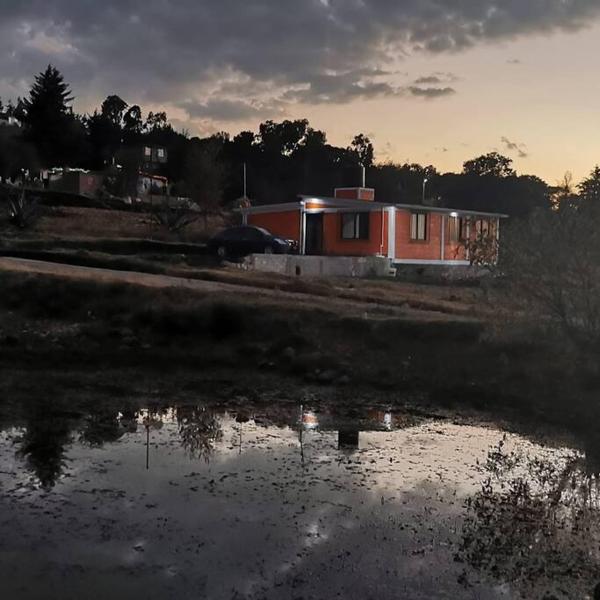 照片显示了位于Ojo de Agua市的Casa de descanso物件。