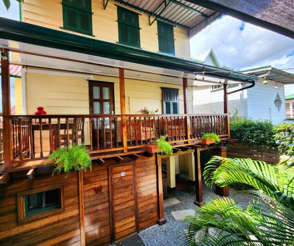 Prins Hendrik Suites, Paramaribo