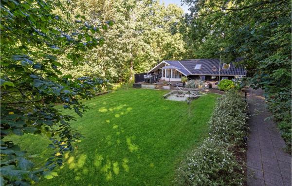På billedet ses objektet 3 Bedroom Cozy Home In Toftlund beliggende i byen Toftlund.