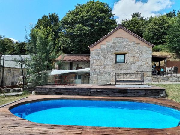 写真にはPiñeiro市にあるA Casa do outeiroが写っています。