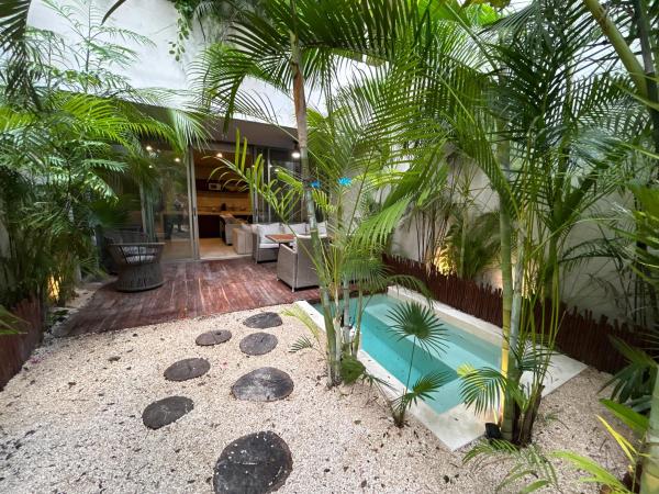 Na zdjęciu widoczny jest obiekt Departamento con Aldea Zama położony w mieście Tulum.
