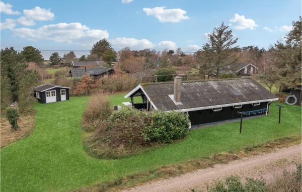 Auf dem Foto ist das Objekt 3 Bedroom Beautiful Home In Samsø in der Stadt Tanderup zu sehen.