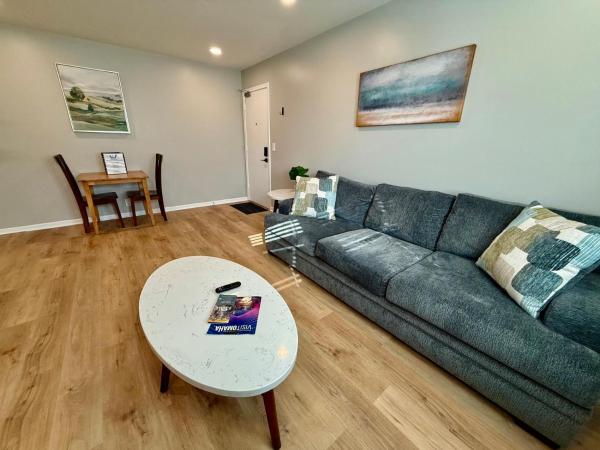 A la foto es mostra l'objecte Joslyn 5-One Bdrm walk to UNMC situat a la ciutat de Omaha.