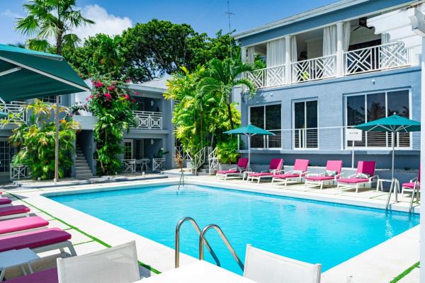 The Palms Resort, Saint James