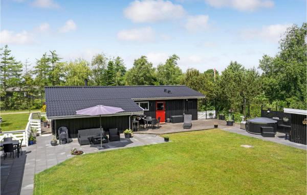 Auf dem Foto ist das Objekt Beautiful Home In Skjern With Kitchen in der Stadt Stavning zu sehen.