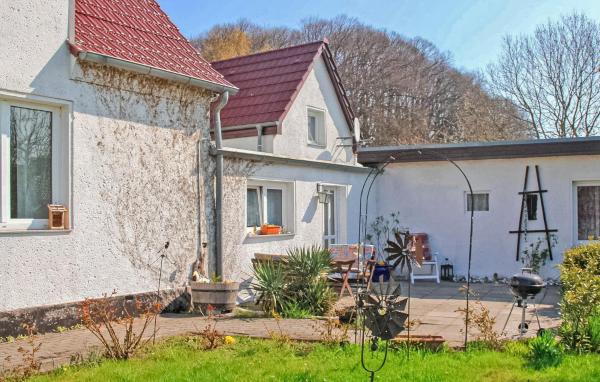 A la foto es mostra l'objecte Ferienwohnung Ostseebad Breege situat a la ciutat de Drewoldke.