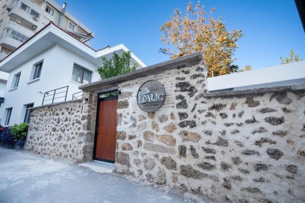 A la foto es mostra l'objecte Villa Italic situat a la ciutat de Antalya.