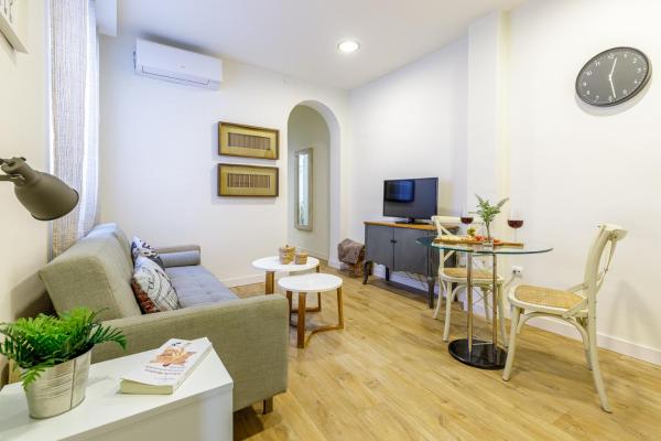Comedias II & old town by ELE Apartments, Malaga