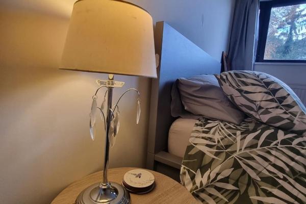 På billedet ses objektet Flat near J10 of M1 & Airport - Travellers choice! beliggende i byen Kingsbourne Green.