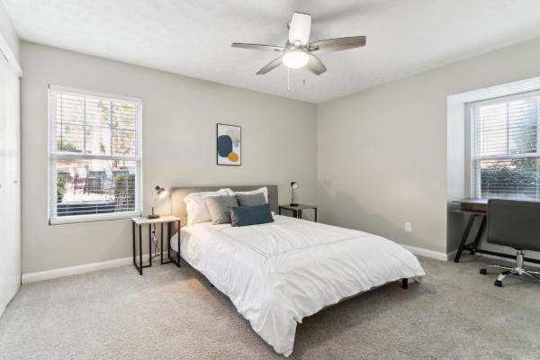På billedet ses objektet 400 Winchester 601l 2 Bed 2 Bath Newly Furnished beliggende i byen Atlanta.