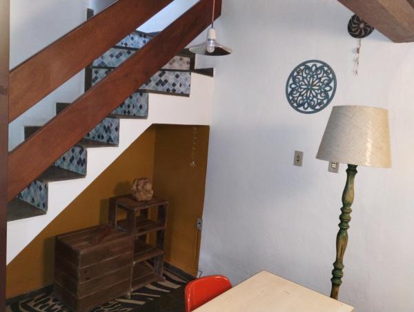 På billedet ses objektet Villa Bottaro - Chalé amarelo beliggende i byen Nova Lima.