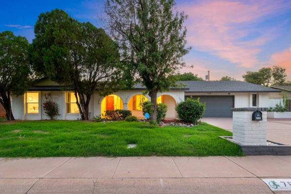A la foto es mostra l'objecte Swimming Pool Full Kitchen W&D 10 Min To Airport situat a la ciutat de Phoenix.