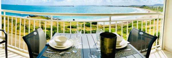 Excellence Suites Orient Beach Oceanview King-Size Beach Pool Parking