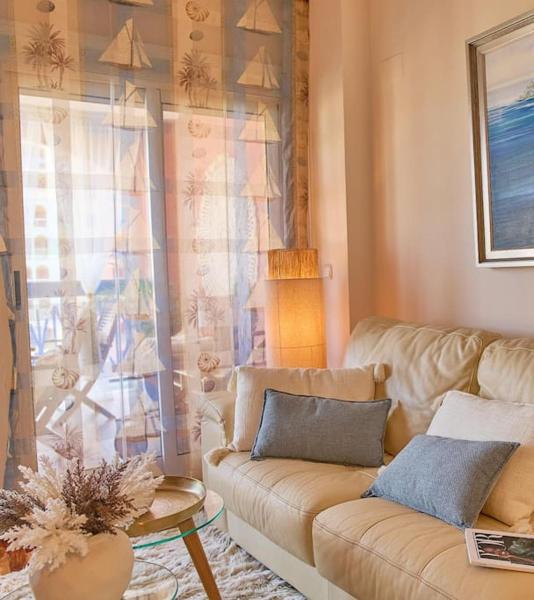 En la foto se muestra el objeto Casa Blue 1 ubicado en la ciudad de Playa Paraiso.