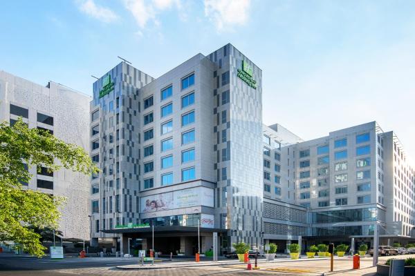 Holiday Inn - Doha - The Business Park by IHG, Dauhá