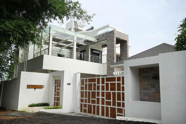 På billedet ses objektet solomons ark luxury pool villa beliggende i byen Muttam.