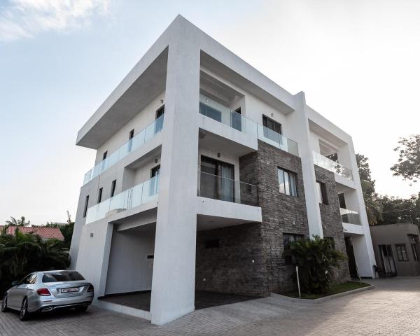 Elegant Four Bedroom Villa At Airport Accra - Accra
