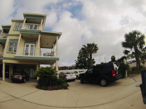 Anchors Away Beach House - Panama City Beach, FL