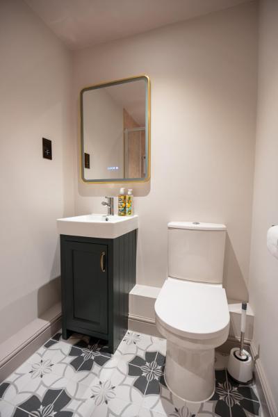 Zdjęcie 6: Kitsune - 1 Bedroom Luxury Apartment by Mint Stays