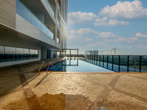 Chic 1 Bed Getaway in Al Jaddaf Easy City Access, Dubái