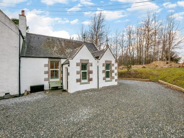A la foto es mostra l'objecte Rowan Cottage situat a la ciutat de Huntly.