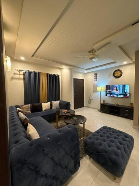 Luxury Flat 2-BED-Self Check-in, Islamabad