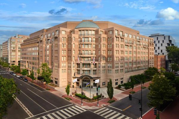 A la foto es mostra l'objecte Westin Georgetown, Washington D.C. situat a la ciutat de Washington.