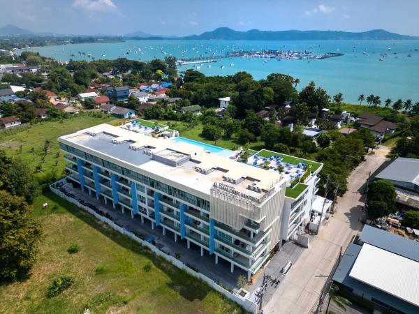 A la foto es mostra l'objecte Chalong Marina Bay View Phuket situat a la ciutat de Rawai Beach.