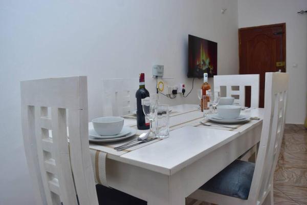 A la foto es mostra l'objecte Taji Two bedroom lovely apartment situat a la ciutat de Sinoia.