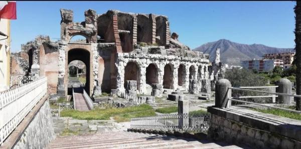 Nella foto è visibile l'oggetto Casa Palazzine Ovest situato nella città di San Prisco.