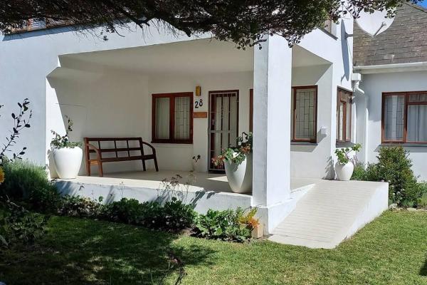 A la foto es mostra l'objecte Mogit-ewig-duur situat a la ciutat de Hermanus.
