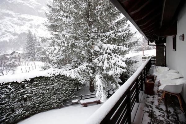 På bilden syns objektet Lovely Home with Breathtaking View of Mont Blanc som ligger i staden Courmayeur.