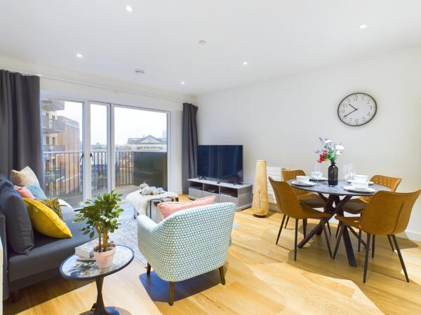 Wild Roses Serviced Apartments - Canning Town, London