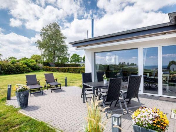 På bilden syns objektet Holiday home with 1 bedroom som ligger i staden Rettin.