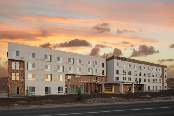 A la foto es mostra l'objecte Courtyard by Marriott Reno Sparks situat a la ciutat de Clark.