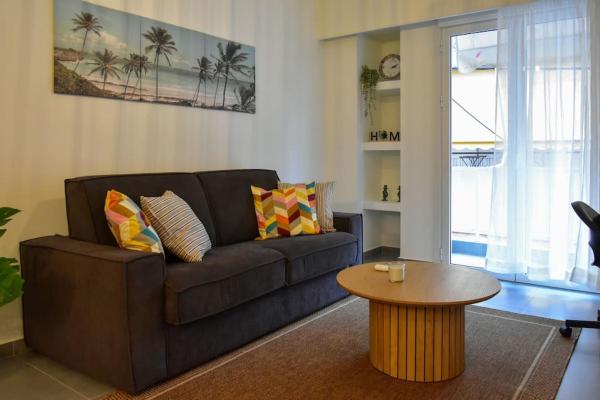 På billedet ses objektet Piraeus Two Bedroom Apt The Coastal Nest beliggende i byen Piræus.