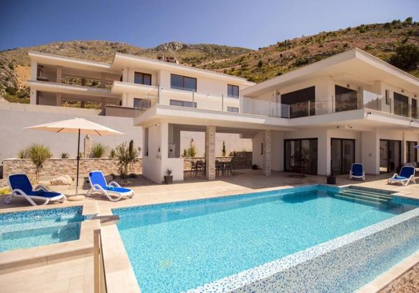 A la foto es mostra l'objecte Villa Andrea with private pool near Dubrovnik situat a la ciutat de Ivanica.