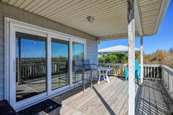 Foto 4: Oceanfront Duplex - Pets Allowed - Wraparound Porch