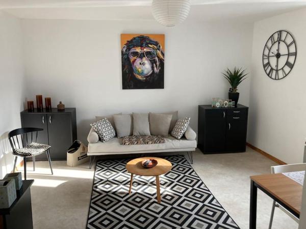 A la foto es mostra l'objecte Duplex proche du centre-ville situat a la ciutat de Devay.