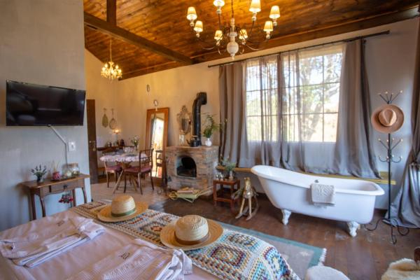 写真にはクーニャ市にあるChalé Vilarejo - Vila Monte Cunhaが写っています。