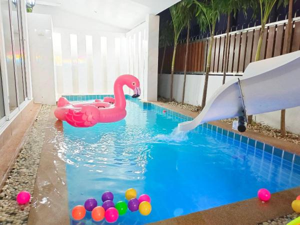 Jomtien Beach Pool Villa บ้านพูลวิลล่าติดทะเล หาดจอมเทียน - Pattaya City
