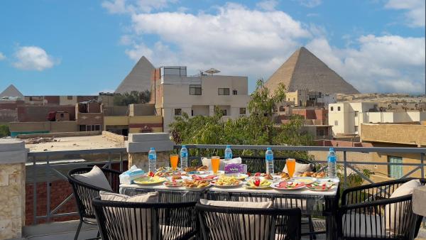 Nella foto è visibile l'oggetto Pyramids Sunlight Hotel situato nella città di Il Cairo.