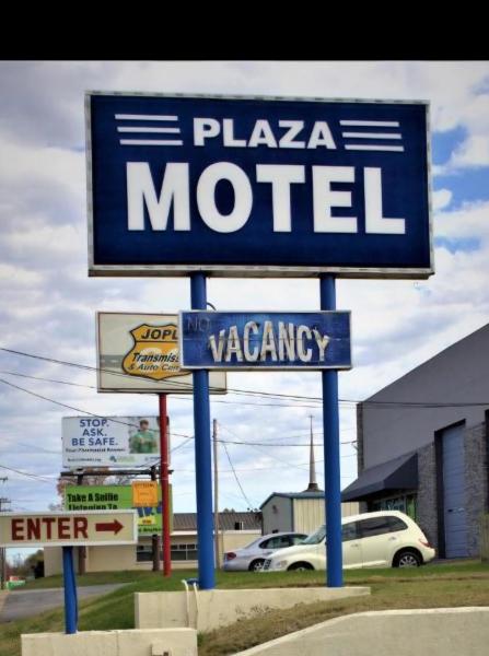 Plaza Motel - Joplin, MO