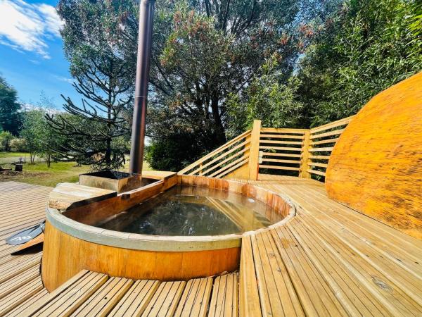 Kuvassa näkyy kohde Complejo Cabañas y Tinajas Montecarlos, joka sijaitsee kaupungissa Pidpid.