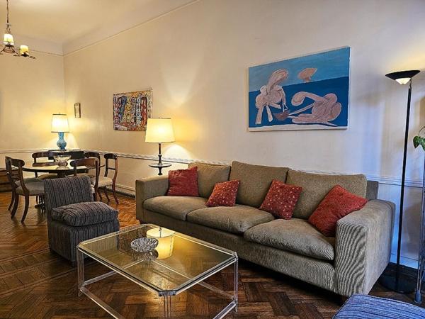 Comodo Piso En Buenos Aires Centro, Cerca De Importantes Avenidas Centros Gastronomicos Y Plaza Houssey, - Buenos Aires