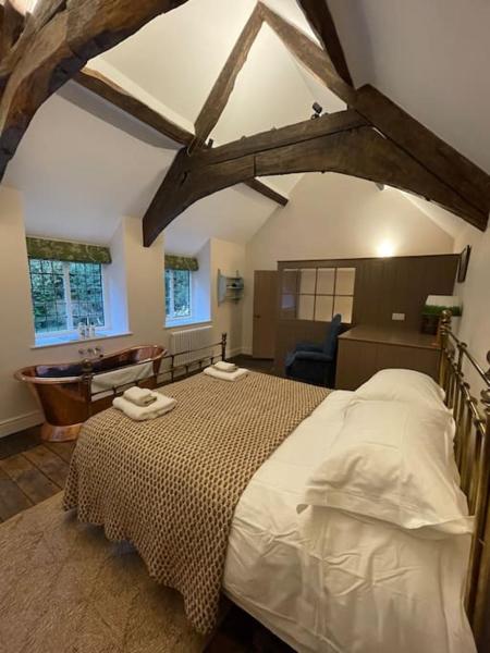A la foto es mostra l'objecte The Fishing Cottage situat a la ciutat de Temple Guiting.