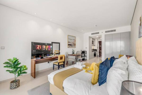 Φωτογραφία 3: Waves - Stylish Studio with Balcony in Dubai South